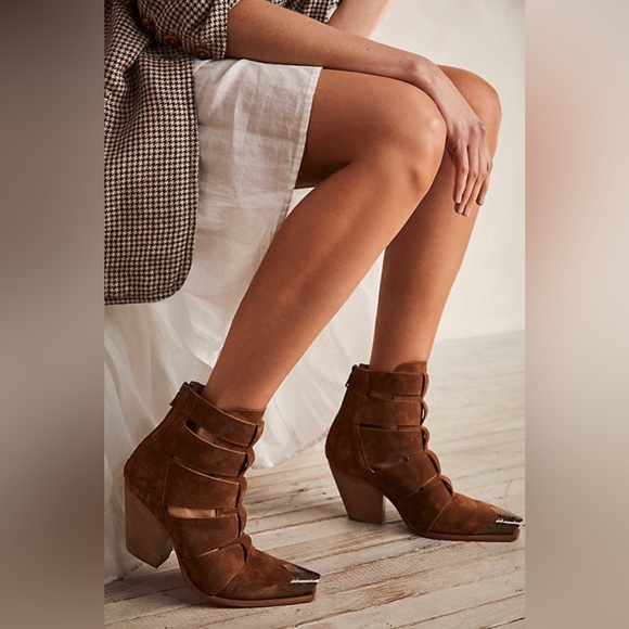 Free People Shoes - NWOT Womens Free People Brayden Fisherman Western Booties Brown, Size 8